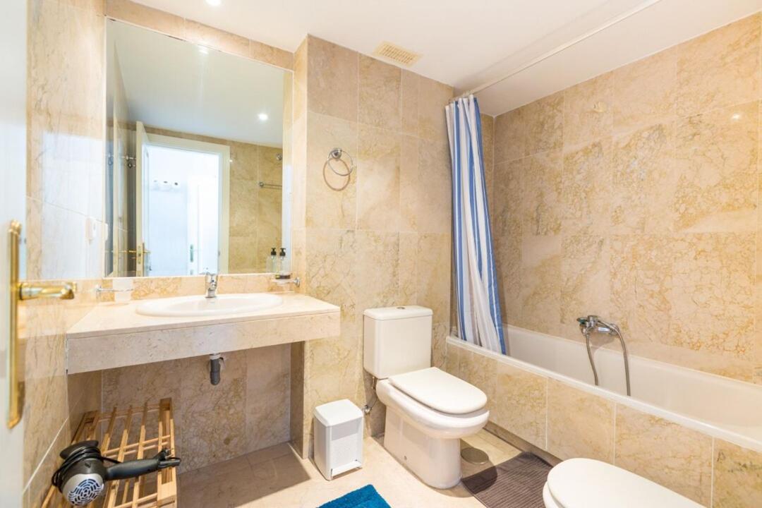 3 Bed Duplex By Puerto Banus, Marbella, 3 Pools, Sea Views * Marbella